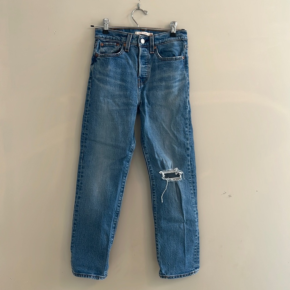 Levi’s wedgie straight jean